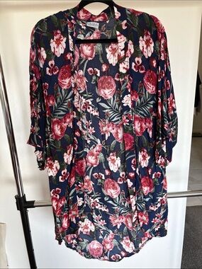 Floral Open-Front Tunic Kimono in Navy and Pink